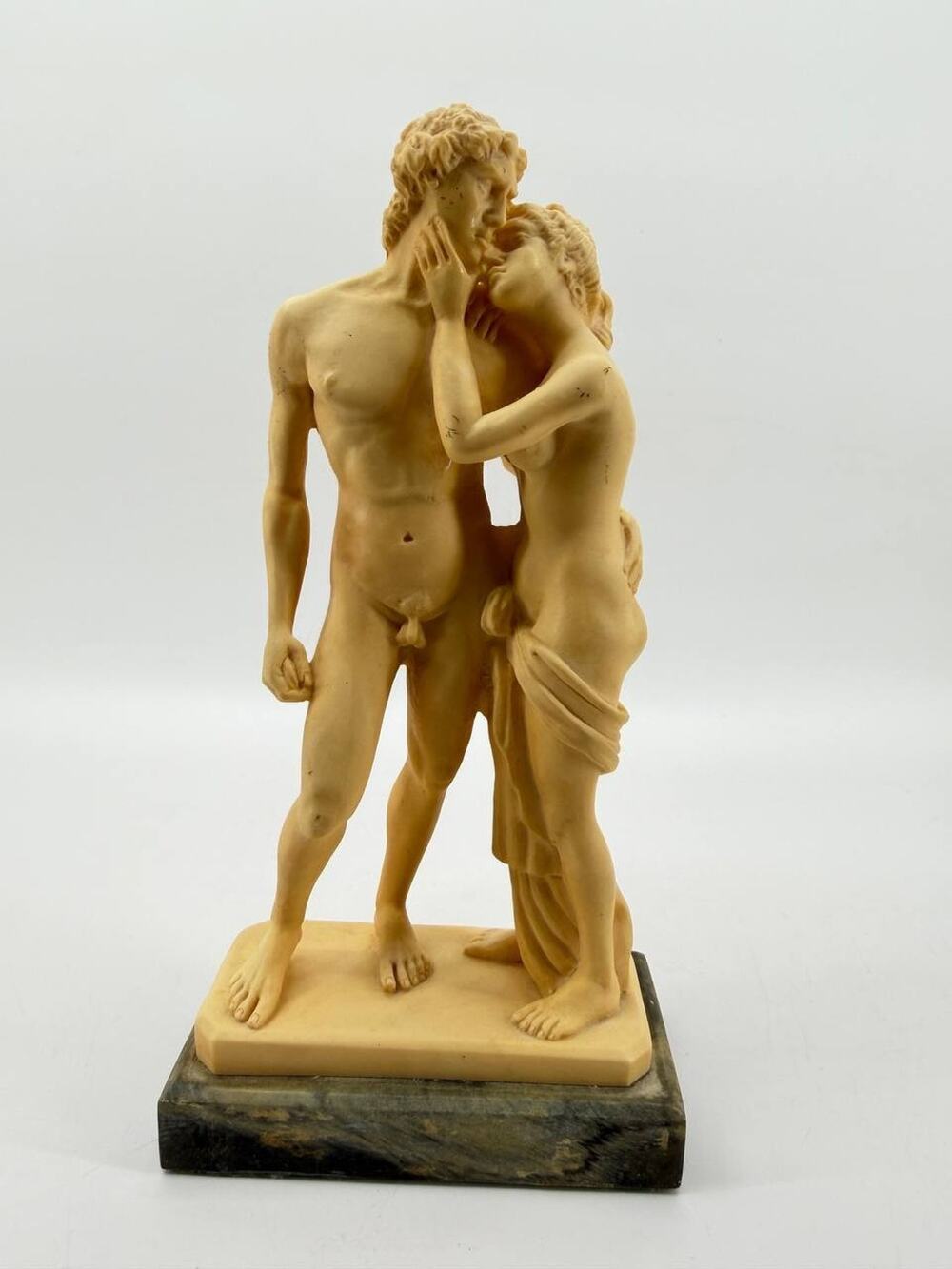 Vintage LEONI-DUE Venus Adonis Nude Couple Statue Italy 1.85 lb